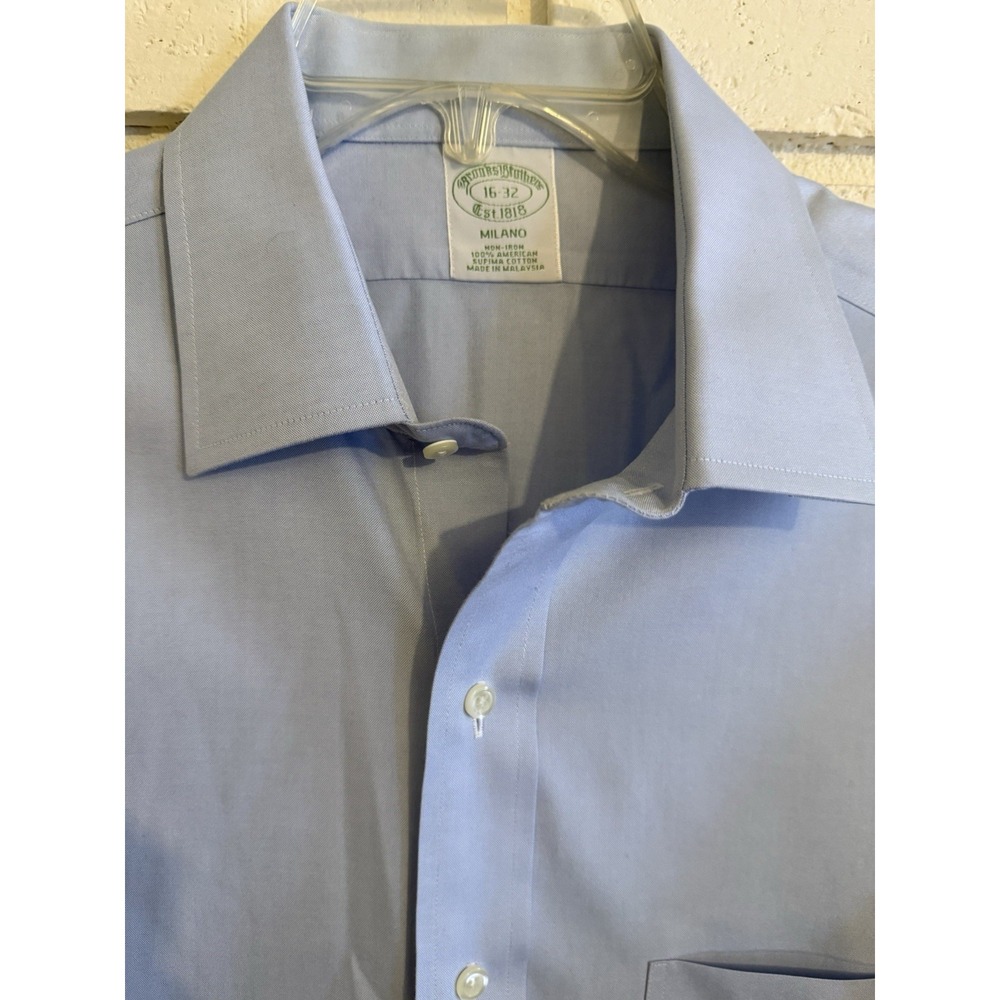 Brooks Brothers Milano Dress Shirt Mens 16- 32 Lt. Blue Non Iron Long Sleeve